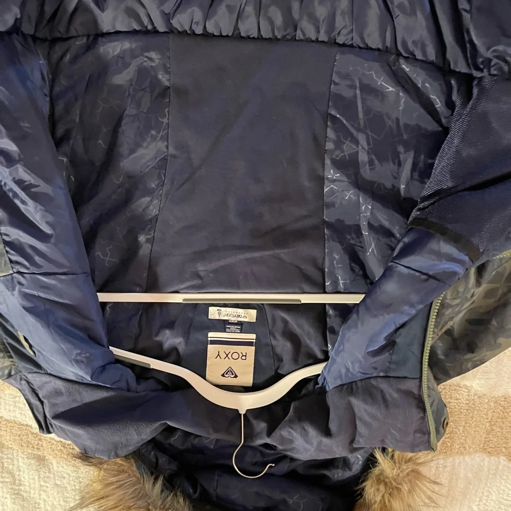 Snow jacket - Picture 3 of 14